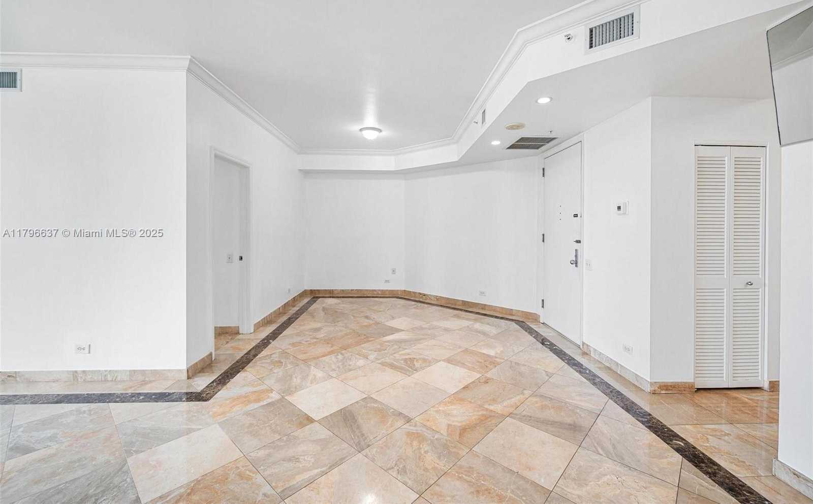 Small Image of 888 BRICKELL KEY DR #2010, Miami Number 12