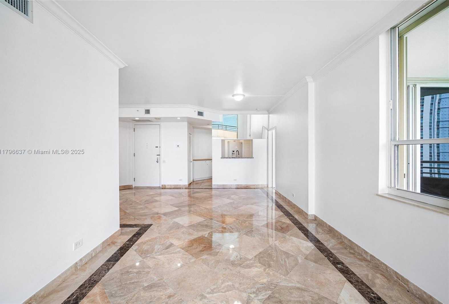 Small Image of 888 BRICKELL KEY DR #2010, Miami Number 21