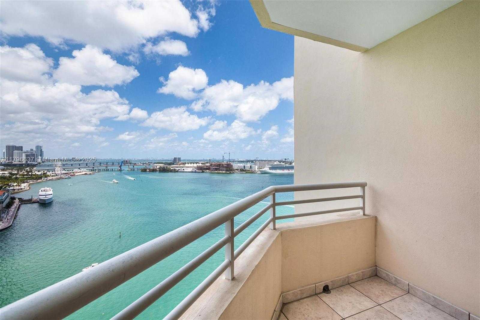 Small Image of 888 BRICKELL KEY DR #2010, Miami Number 26