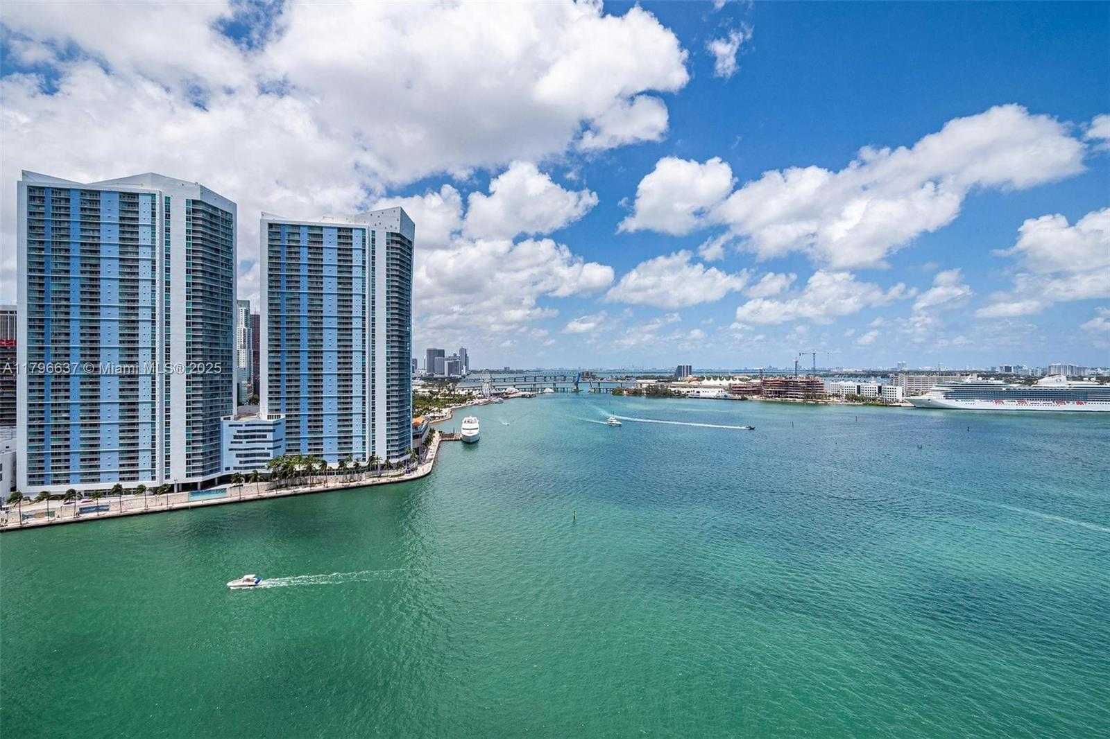 Small Image of 888 BRICKELL KEY DR #2010, Miami Number 27