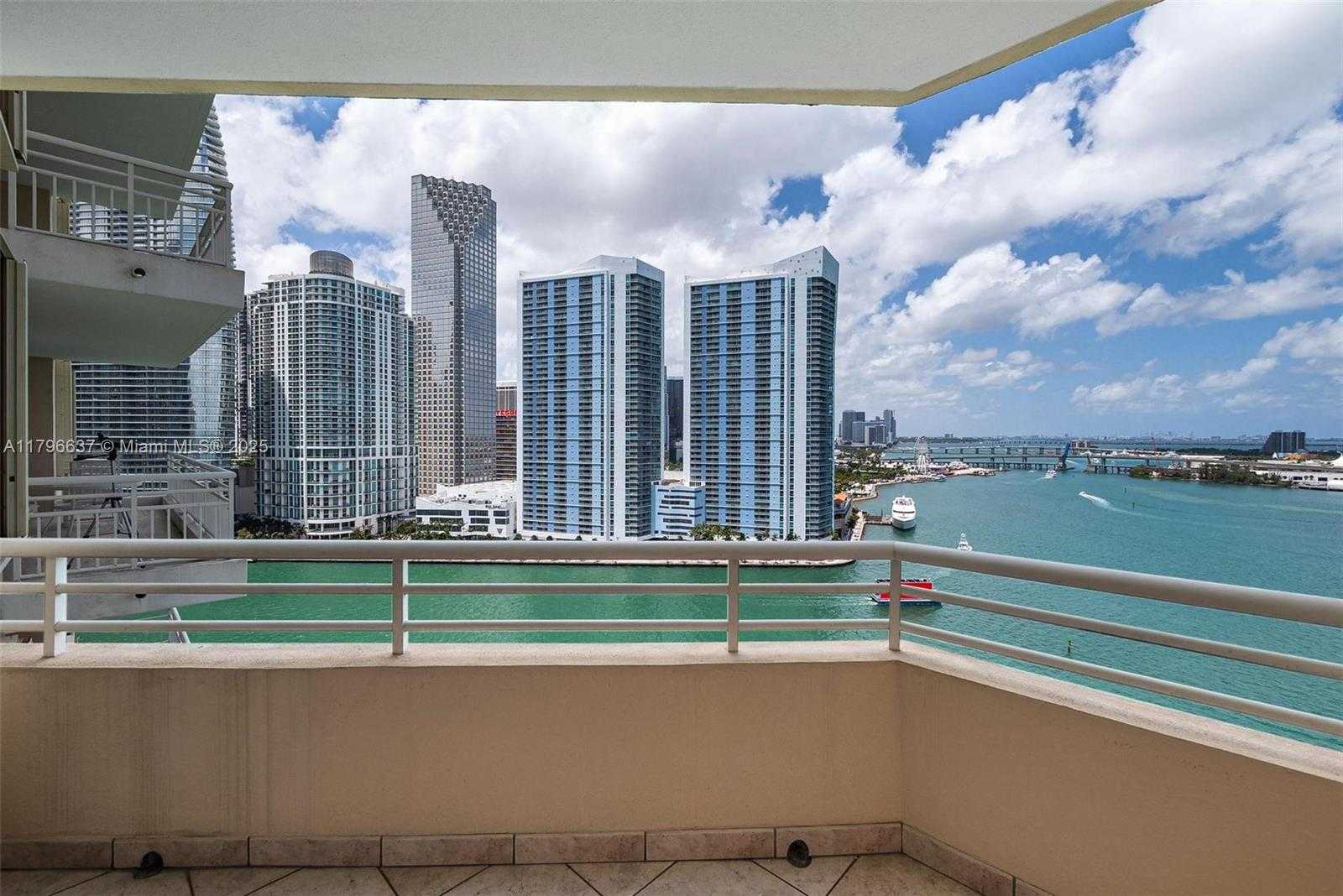 Small Image of 888 BRICKELL KEY DR #2010, Miami Number 37