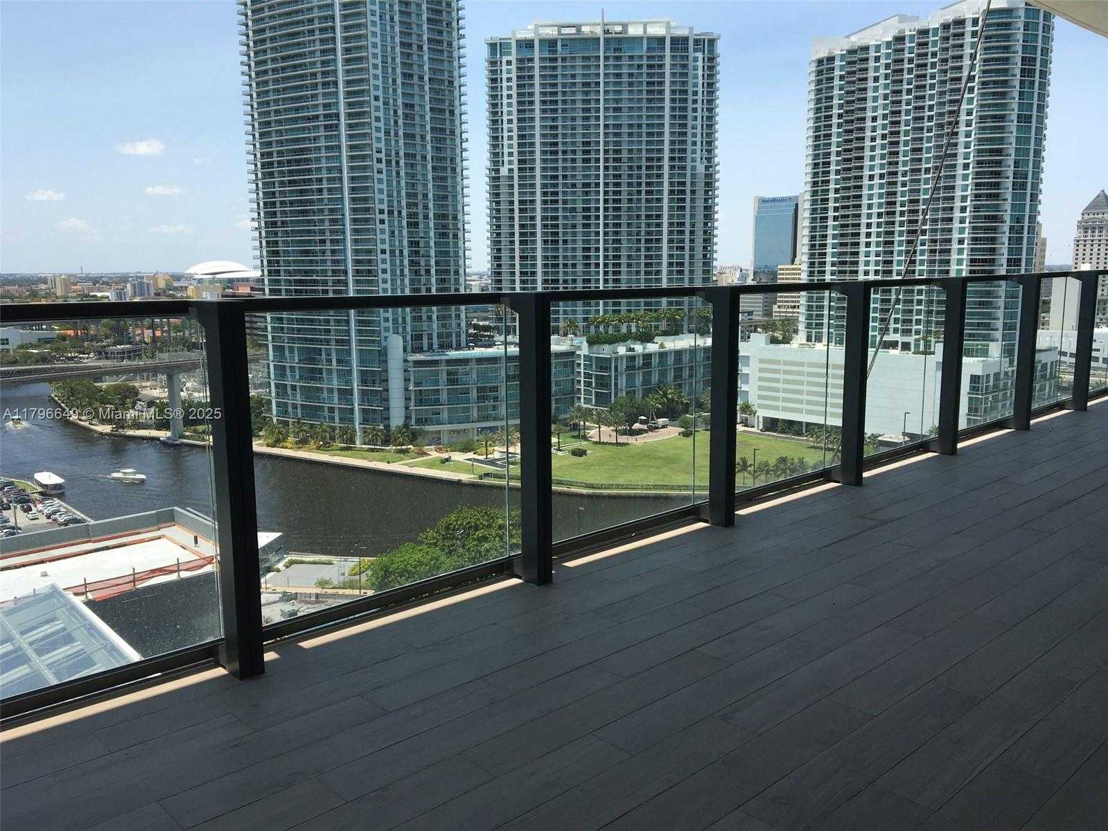 Small Image of 68 SOUTH EAST 6TH ST #1210, Miami Number 11