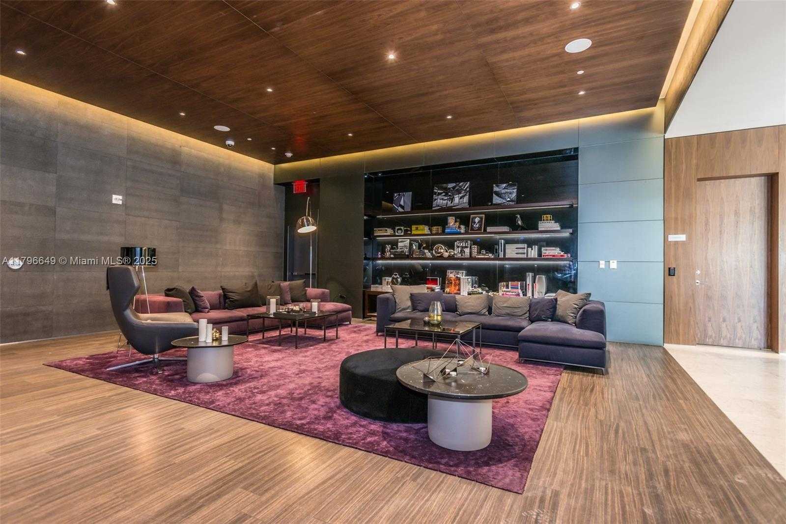 Small Image of 68 SOUTH EAST 6TH ST #1210, Miami Number 12