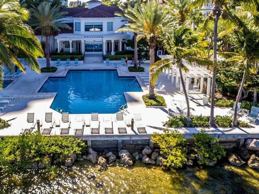 Small Image of 3235 NORTH EAST 184TH ST #11303, Aventura Number 3