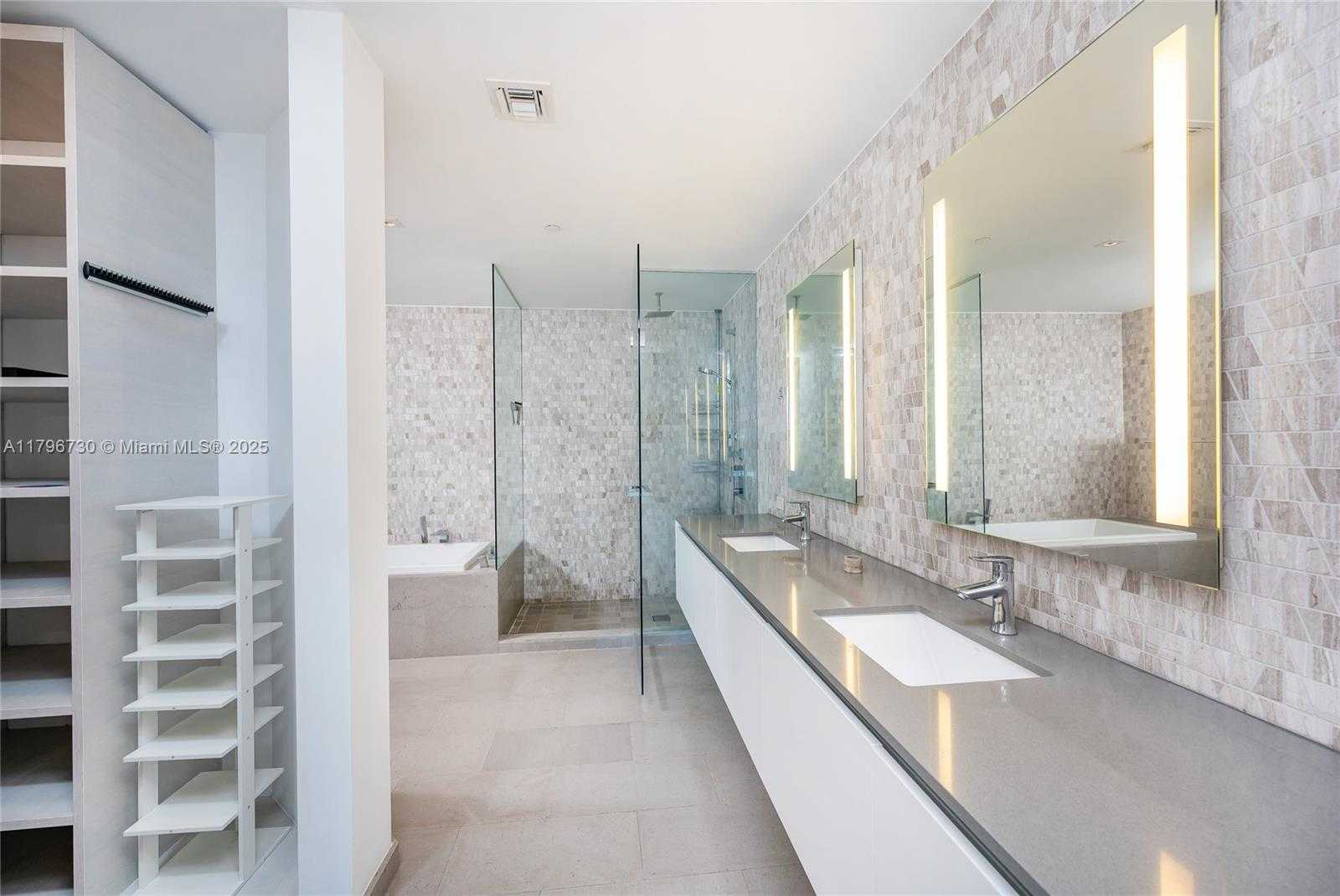 Small Image of 68 SOUTH EAST 6TH ST #1510, Miami Number 14