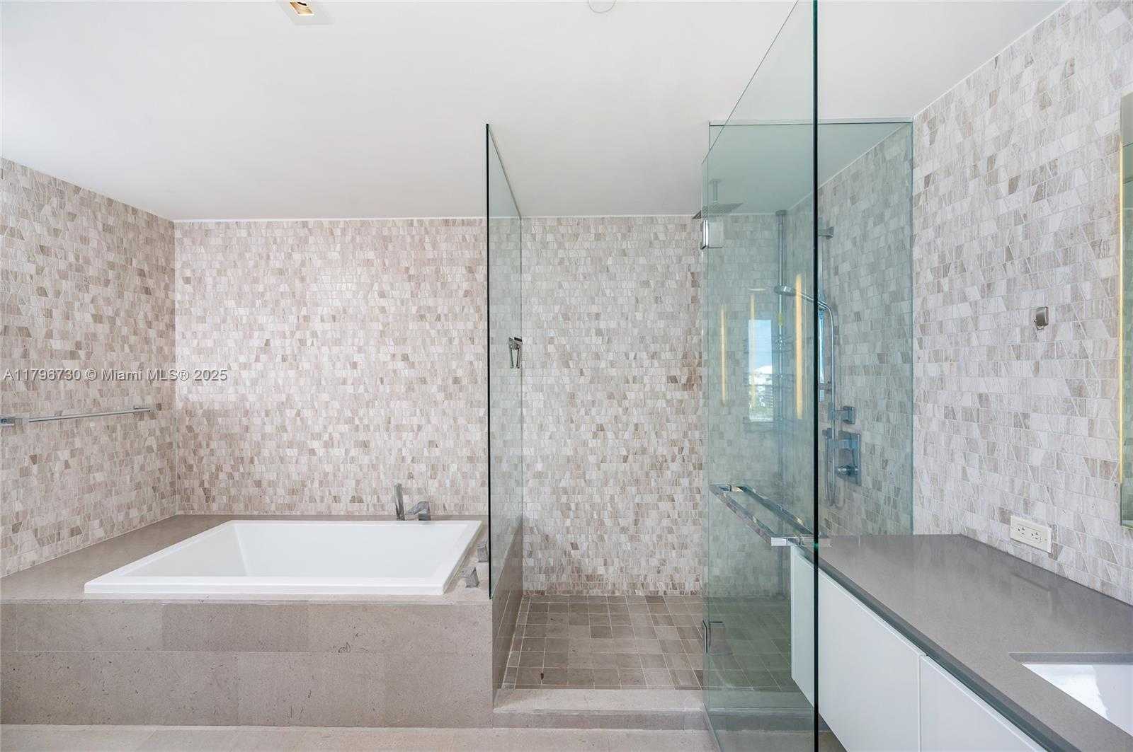 Small Image of 68 SOUTH EAST 6TH ST #1510, Miami Number 16