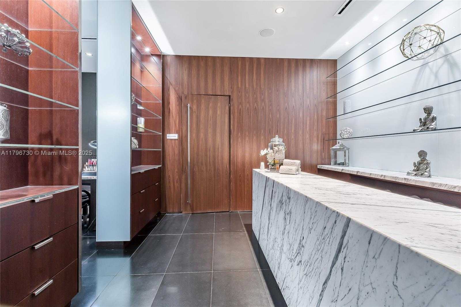 Small Image of 68 SOUTH EAST 6TH ST #1510, Miami Number 42