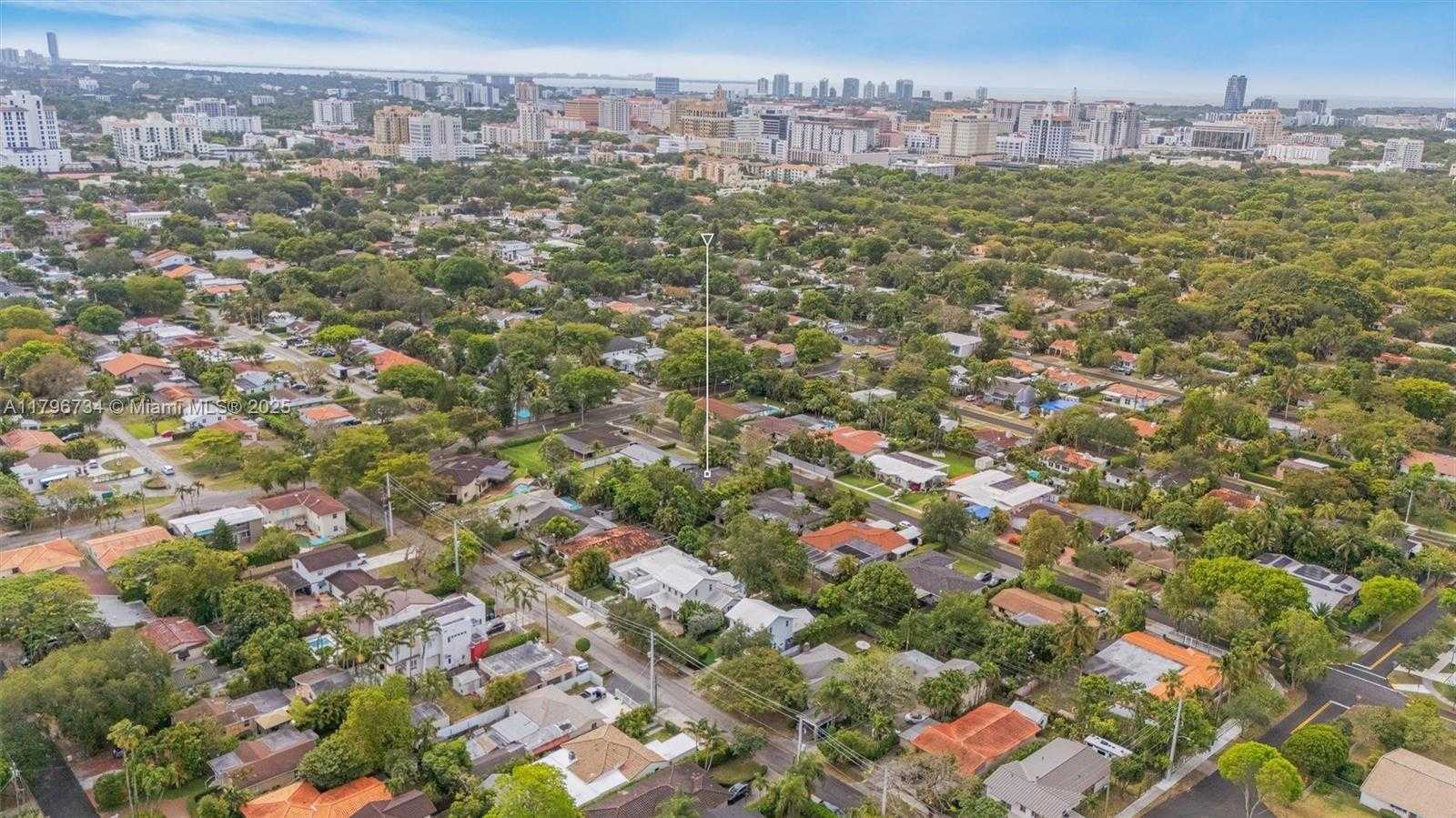 Small Image of 4435 SOUTH WEST 13TH ST, Miami Number 45