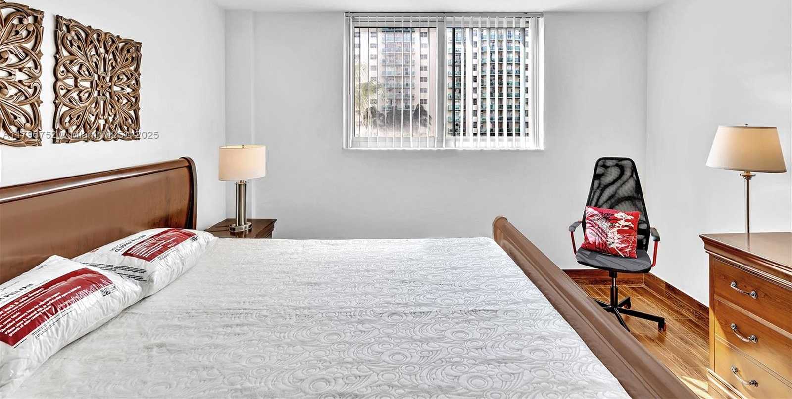 Small Image of 19380 COLLINS AVE #409, Sunny Isles Beach Number 40