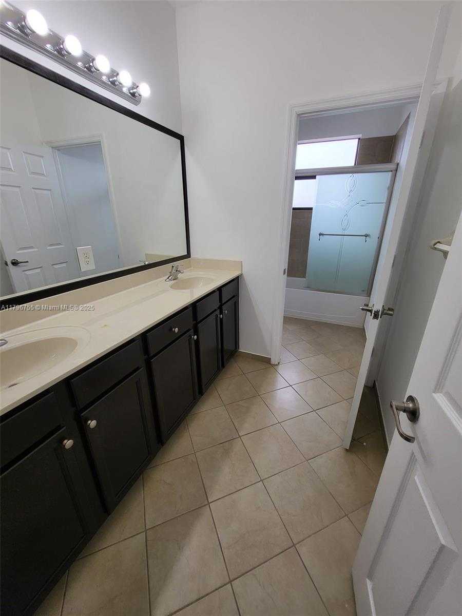 Small Image of 11729 SOUTH WEST 236TH ST, Homestead Number 19