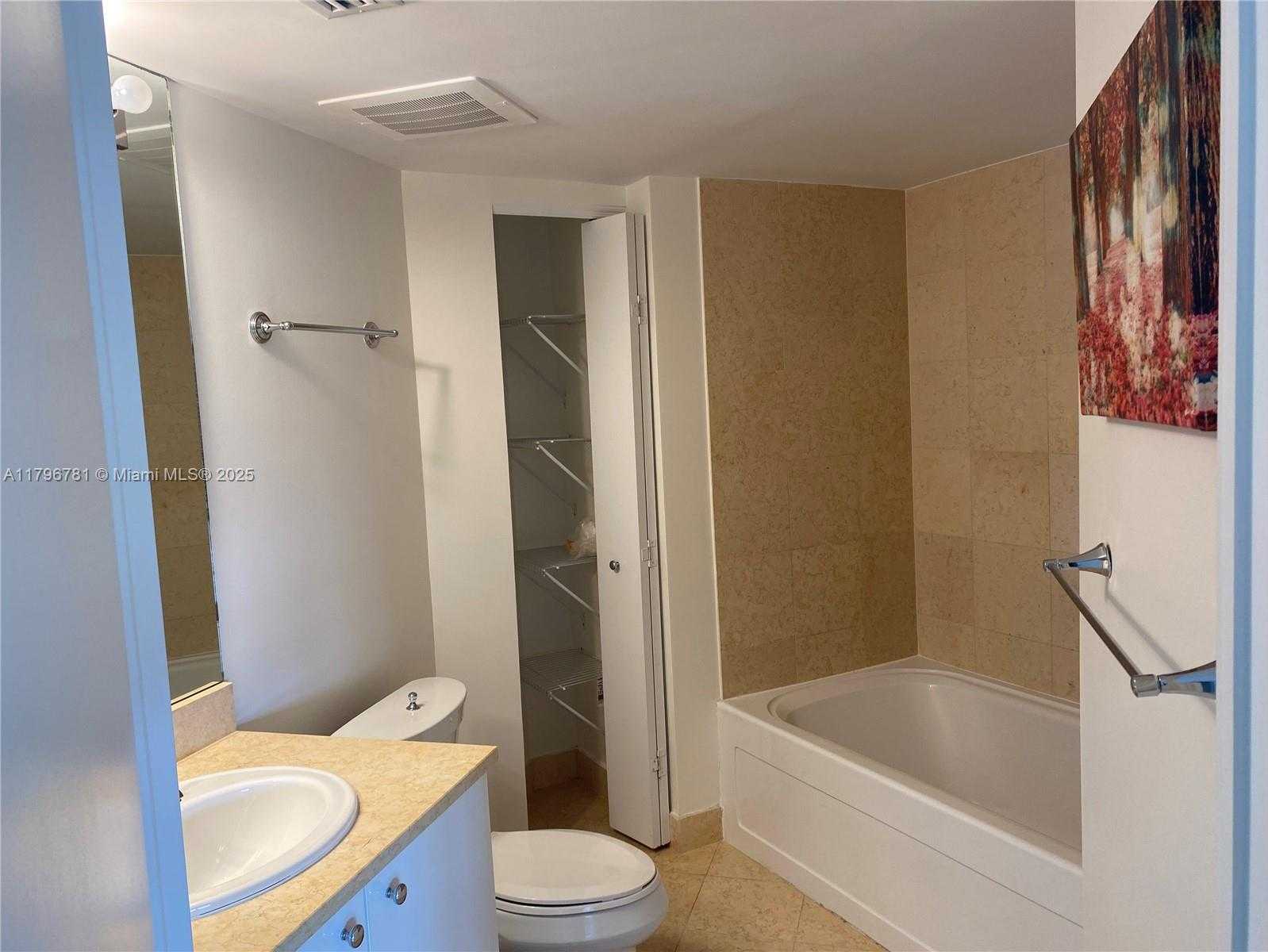 Small Image of 19900 EAST COUNTRY CLUB DR #1002, Aventura Number 12