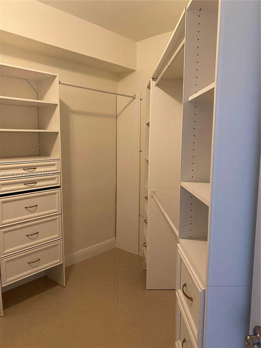 Small Image of 19900 EAST COUNTRY CLUB DR #1002, Aventura Number 19