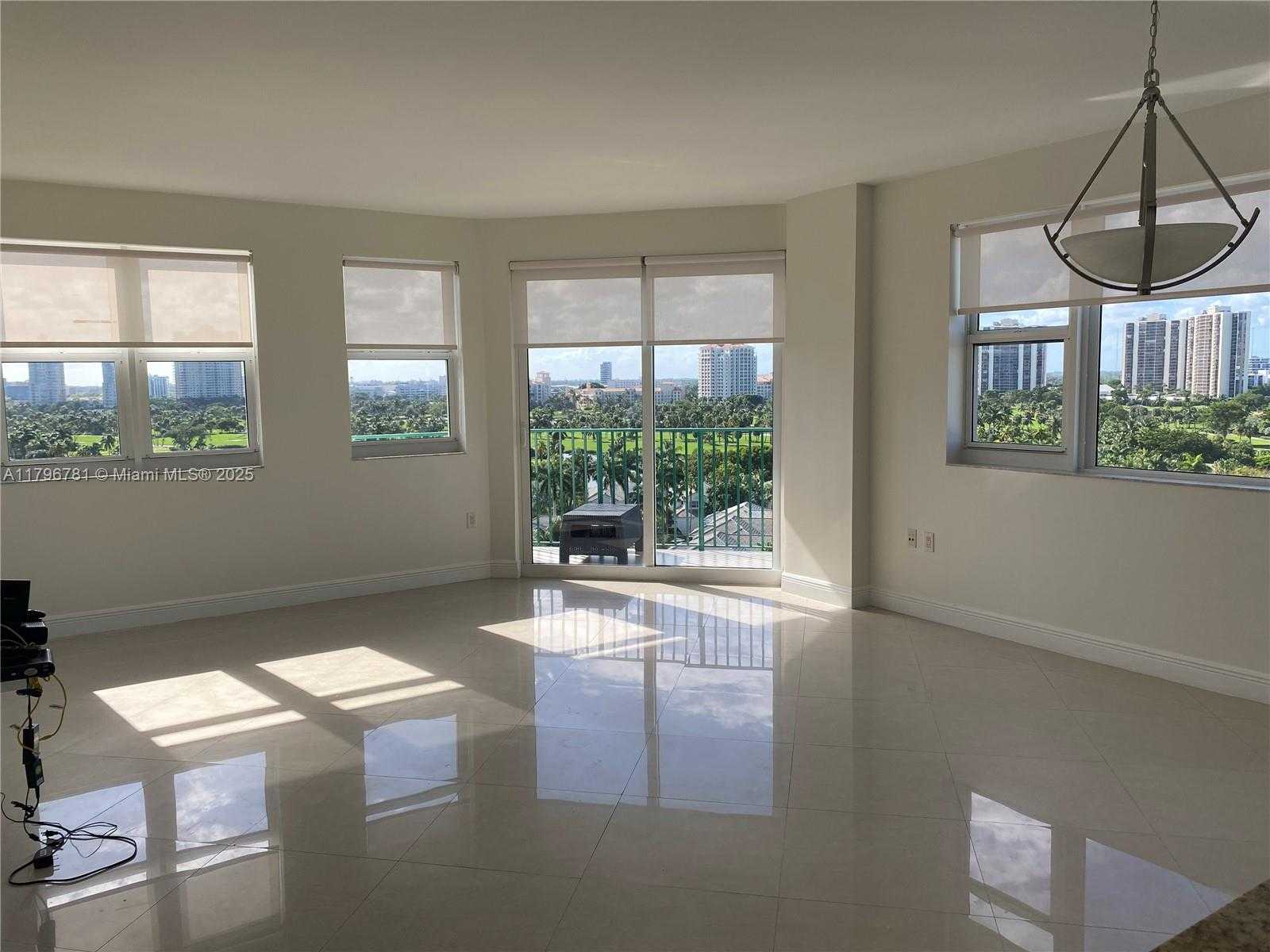 Small Image of 19900 EAST COUNTRY CLUB DR #1002, Aventura Number 30