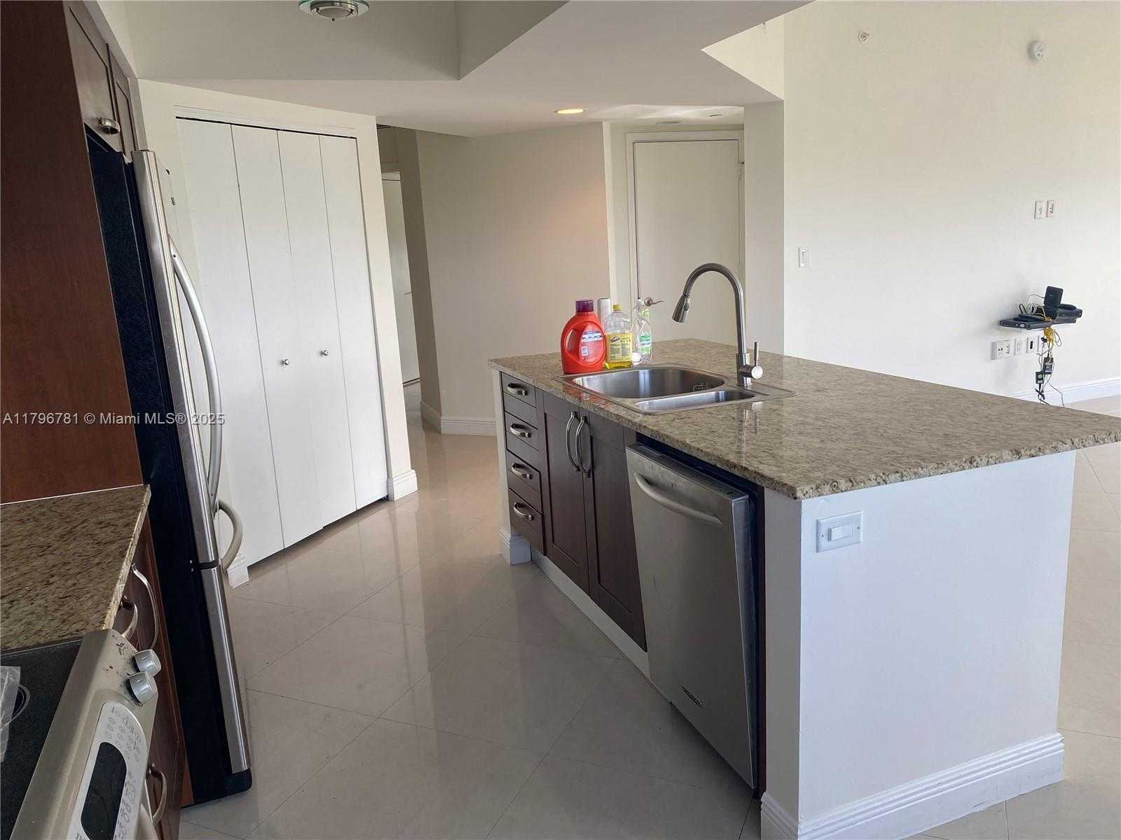 Small Image of 19900 EAST COUNTRY CLUB DR #1002, Aventura Number 33