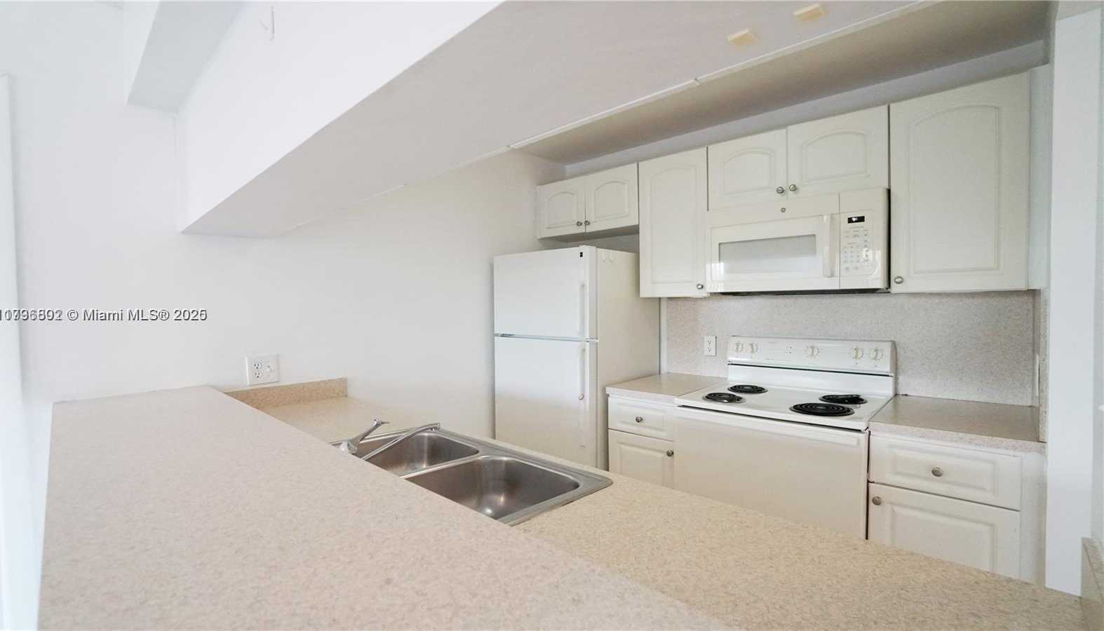 Small Image of 8100 GENEVA CT #343, Doral Number 6
