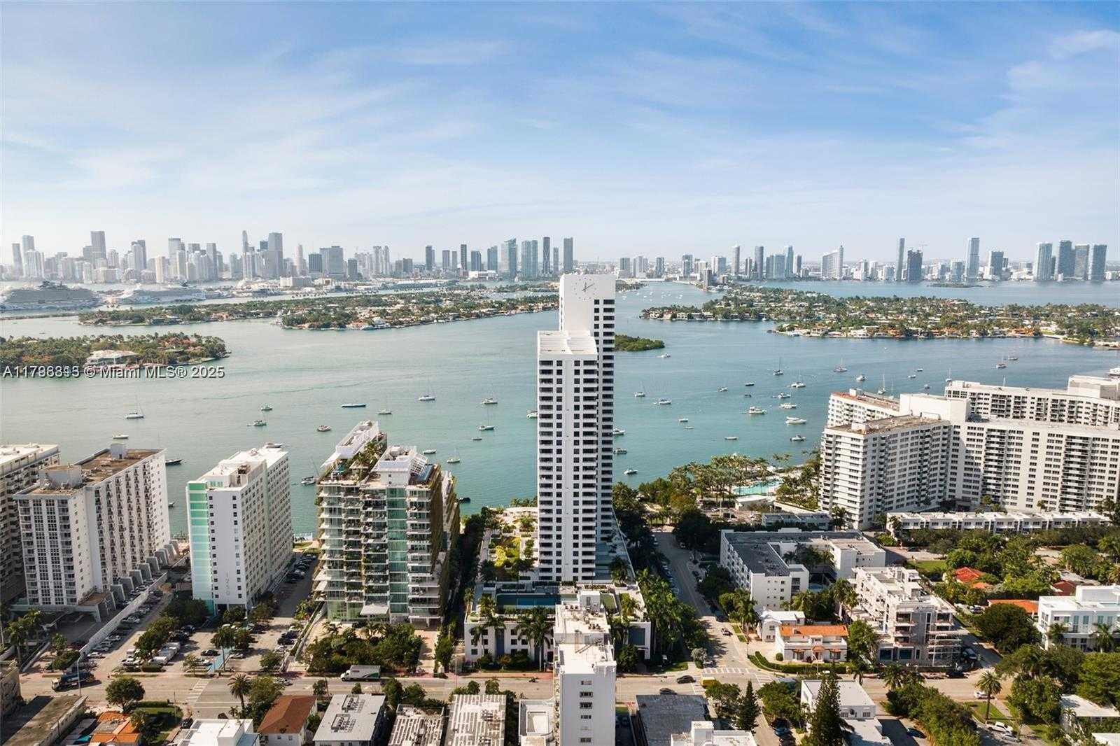 Small Image of 1330 WEST AVE #1710, Miami Beach Number 14