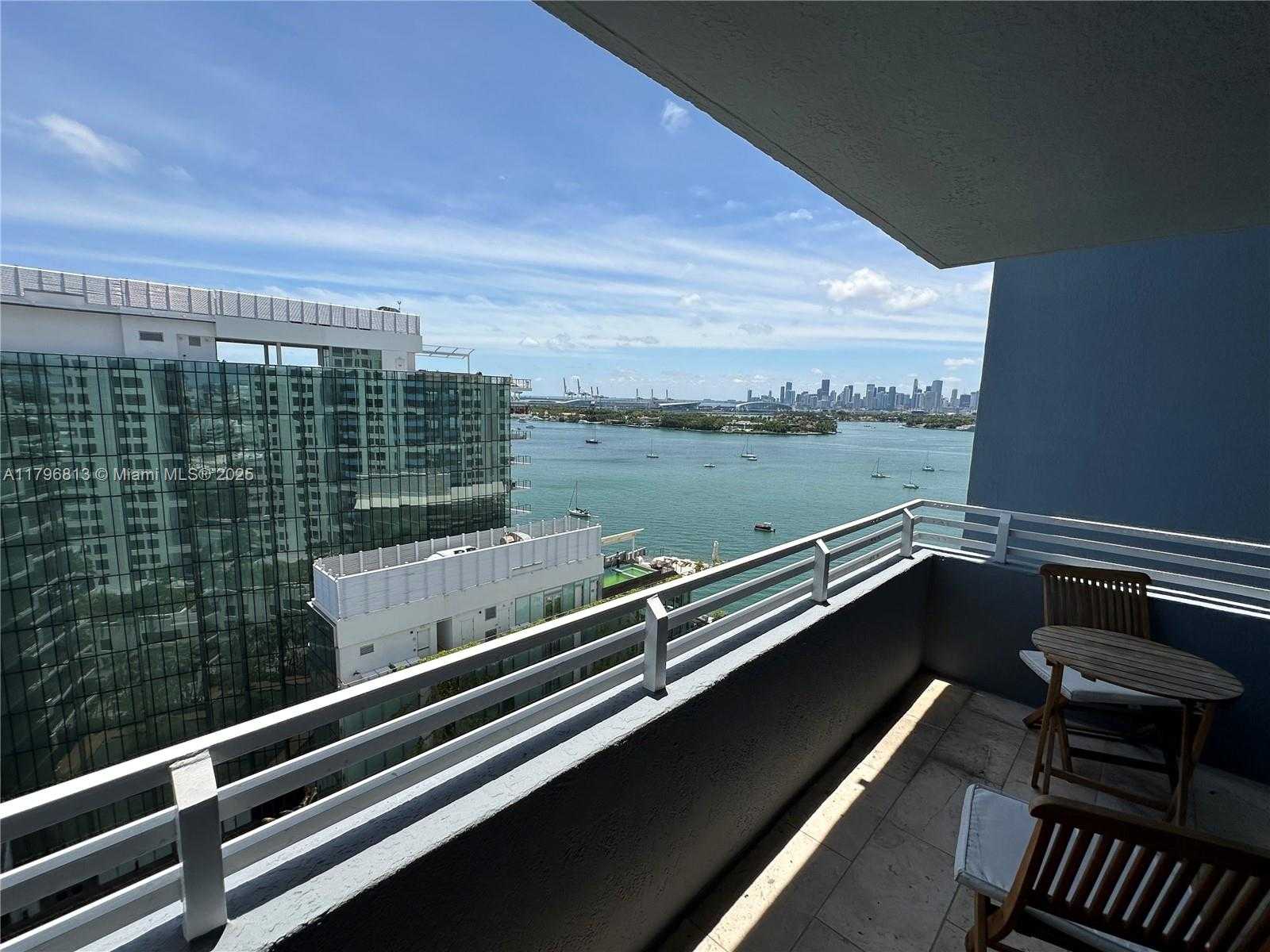 Small Image of 1330 WEST AVE #1710, Miami Beach Number 4