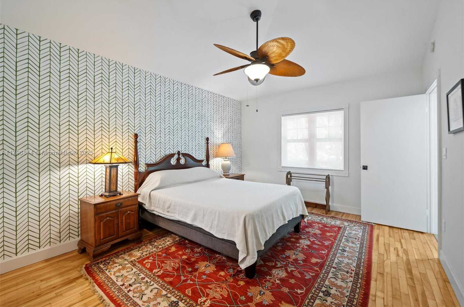 Small Image of 4054 BONITA AVE, Miami Number 15