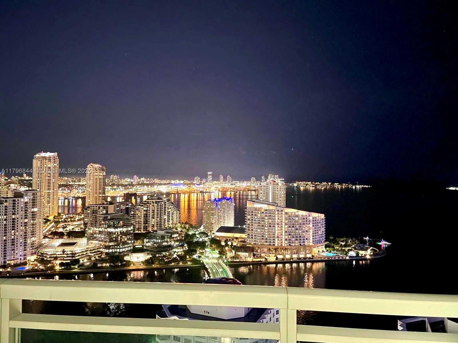 Small Image of 950 BRICKELL BAY DR #3410, Miami Number 2