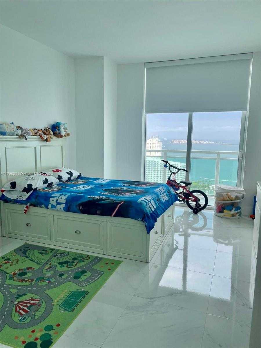 Small Image of 950 BRICKELL BAY DR #3410, Miami Number 9