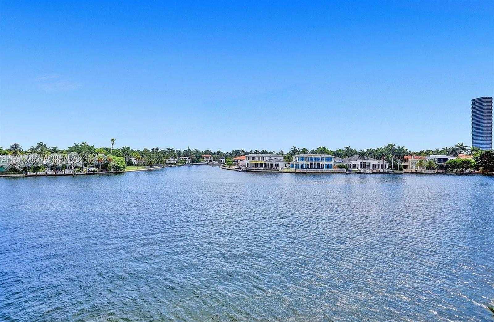 Small Image of 20165 NORTH EAST 39 PL #403, Aventura Number 14