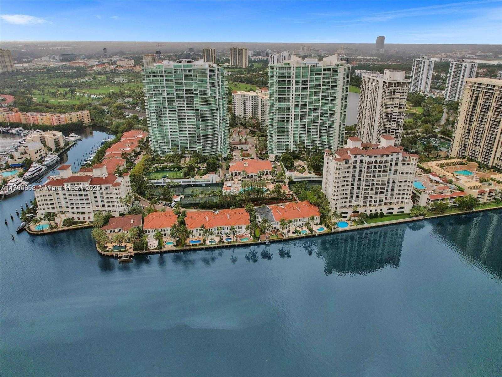 Small Image of 20165 NORTH EAST 39 PL #403, Aventura Number 33