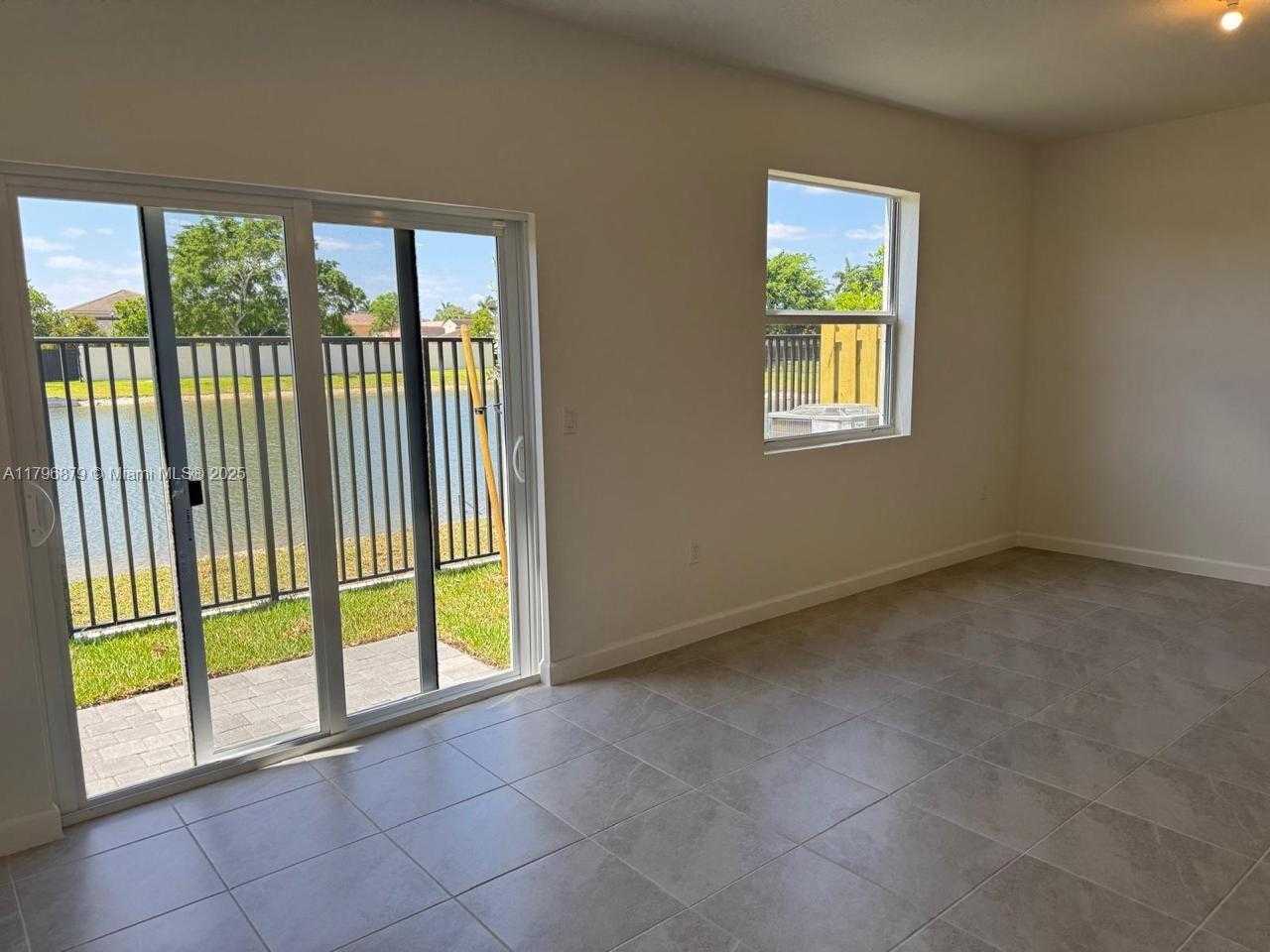 Small Image of 18426 SOUTH WEST 2ND ST, Pembroke Pines Number 6