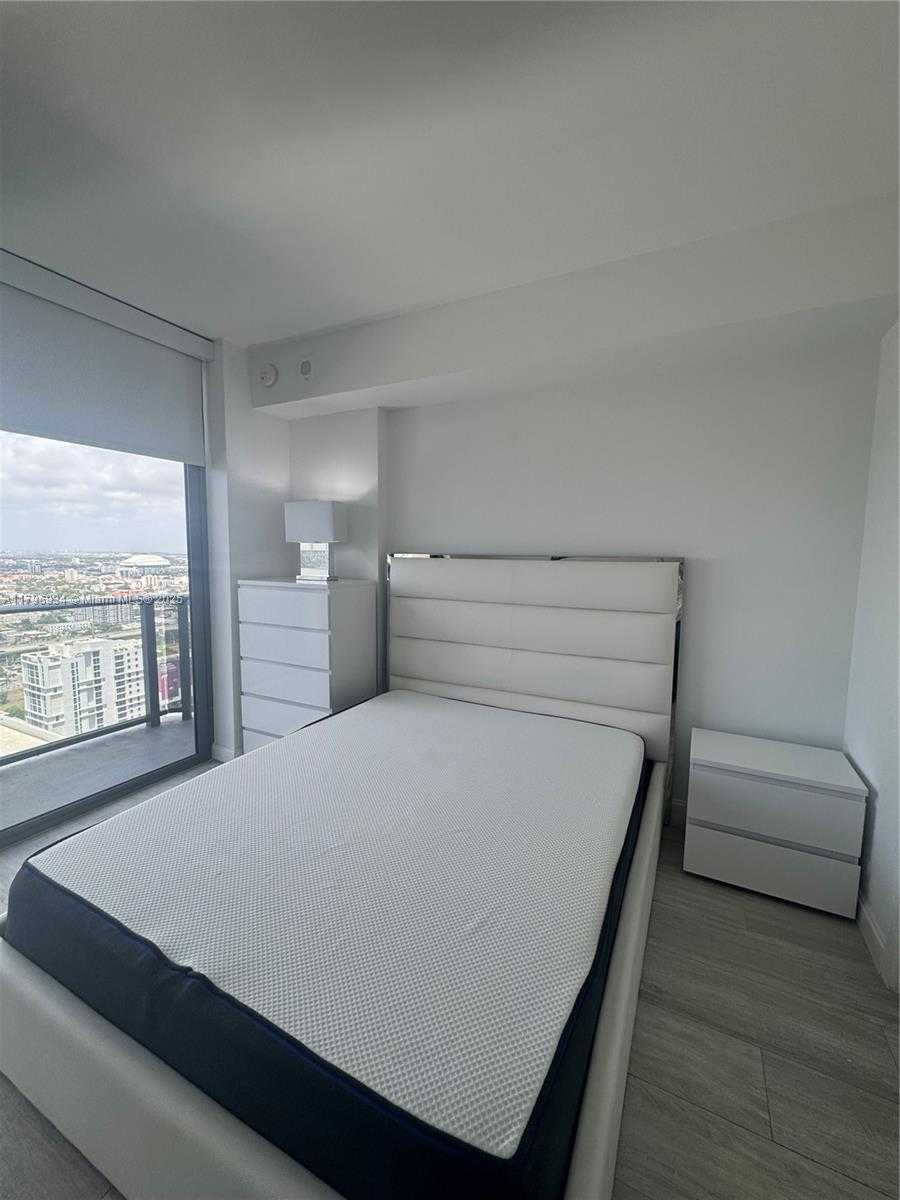 Small Image of 55 SOUTH WEST 9TH ST #3407, Miami Number 10