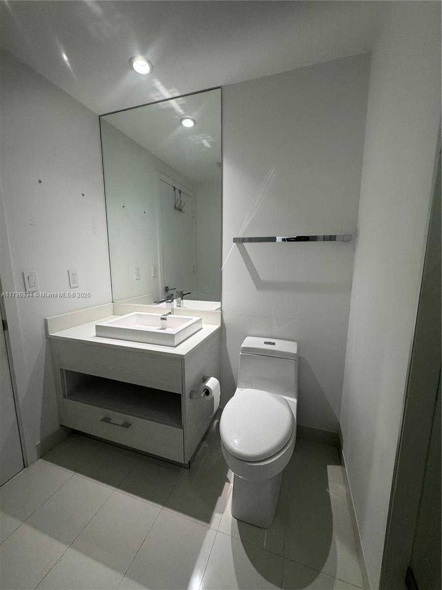 Small Image of 55 SOUTH WEST 9TH ST #3407, Miami Number 14