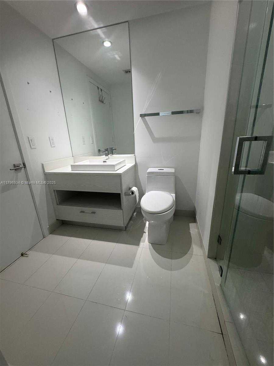 Small Image of 55 SOUTH WEST 9TH ST #3407, Miami Number 15