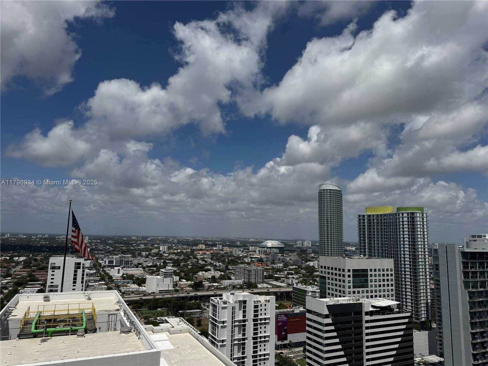 Small Image of 55 SOUTH WEST 9TH ST #3407, Miami Number 17