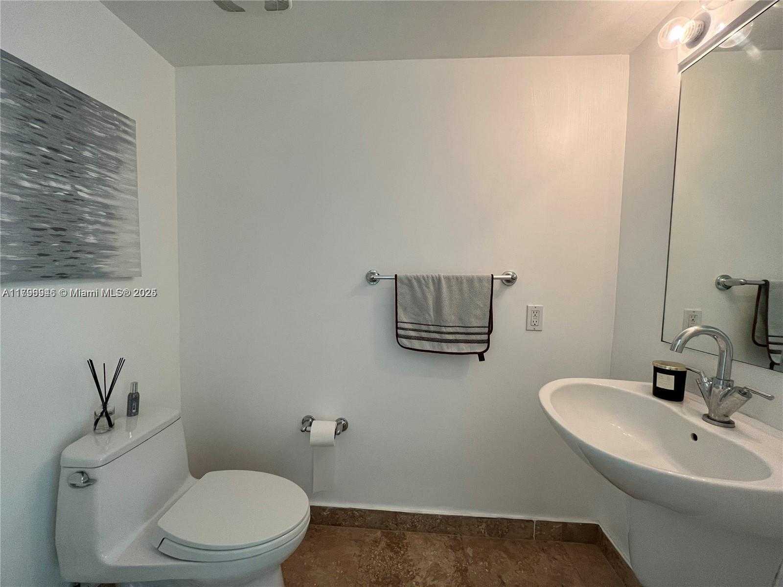 Small Image of 41 SOUTH EAST 5TH ST #504, Miami Number 4