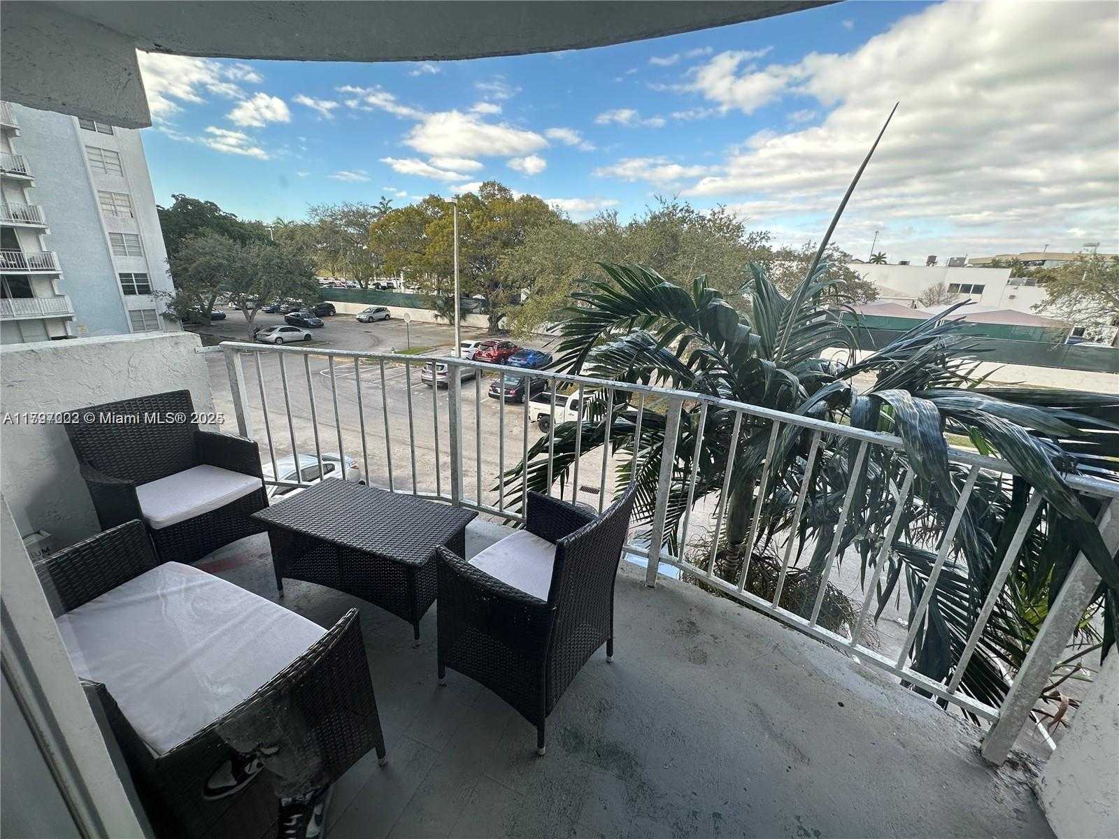 Small Image of 486 NORTH WEST 165TH ST #b-303, Miami Number 3