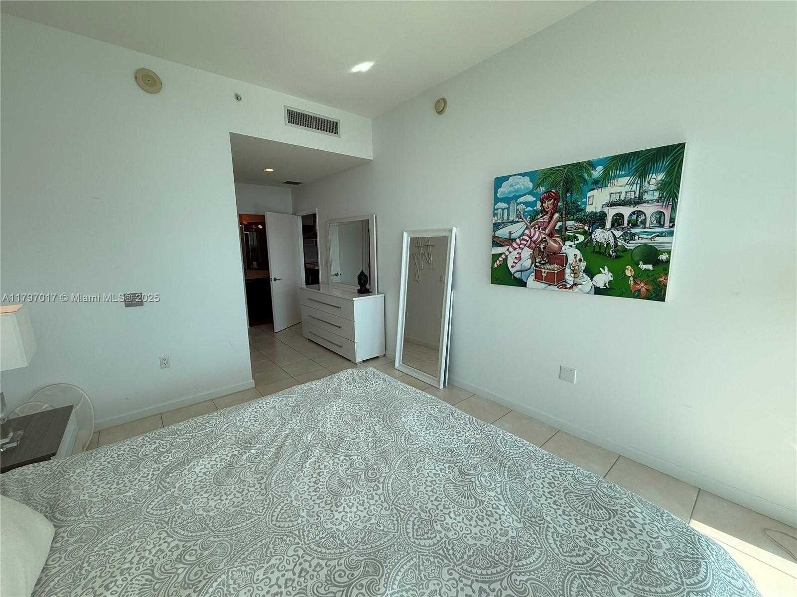 Small Image of 7928 EAST DR #602, North Bay Village Number 16