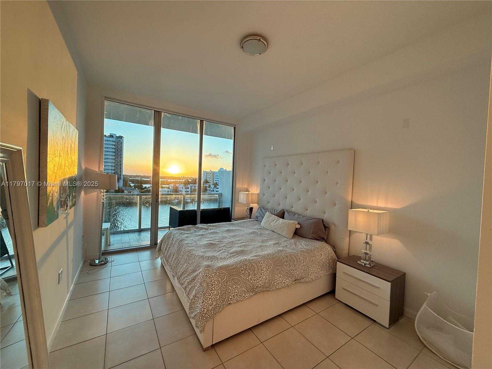Small Image of 7928 EAST DR #602, North Bay Village Number 17