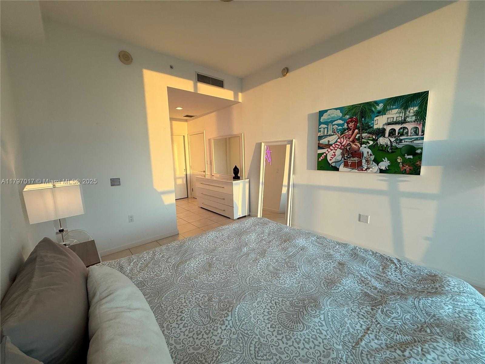 Small Image of 7928 EAST DR #602, North Bay Village Number 18