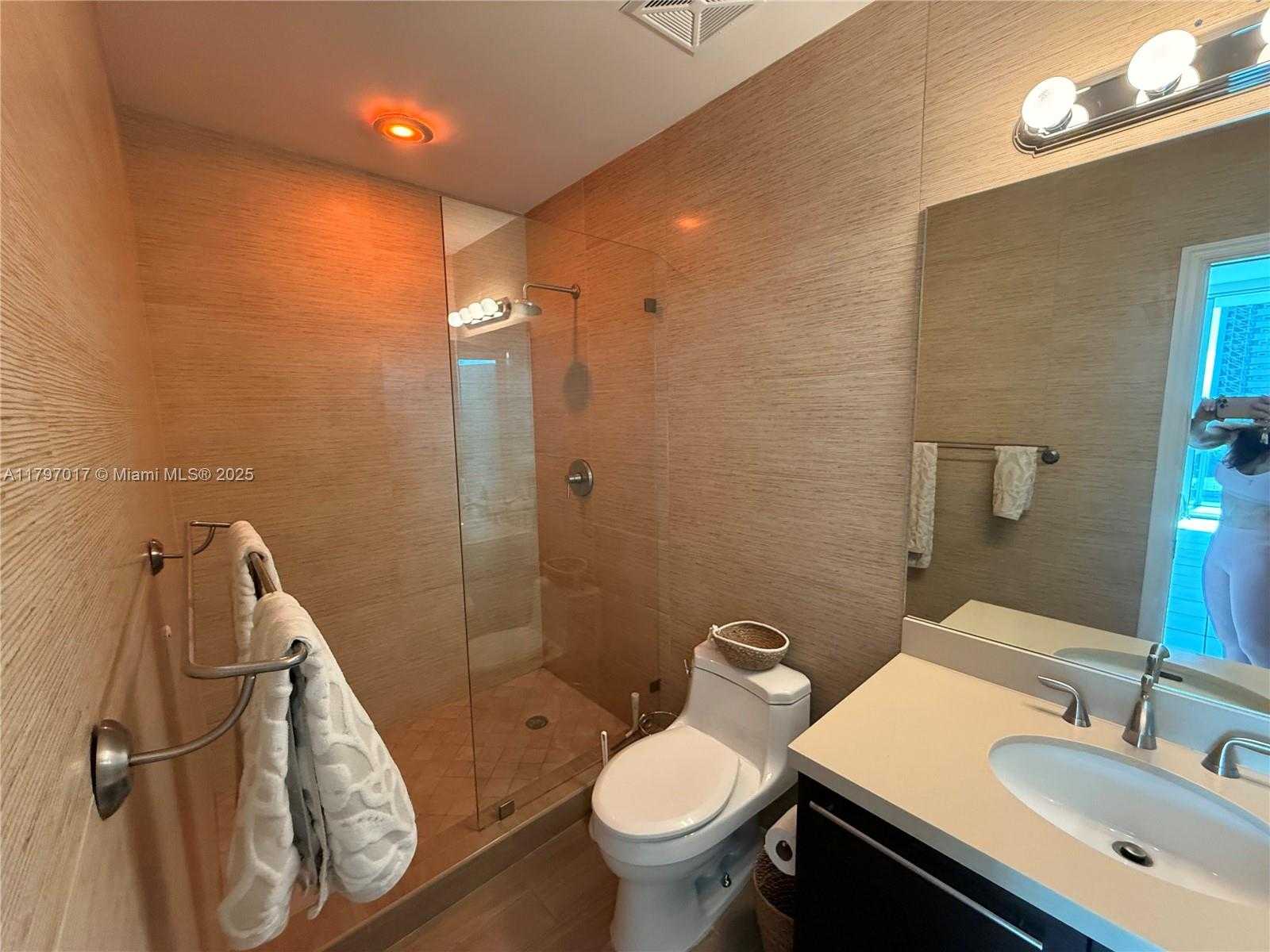 Small Image of 7928 EAST DR #602, North Bay Village Number 23