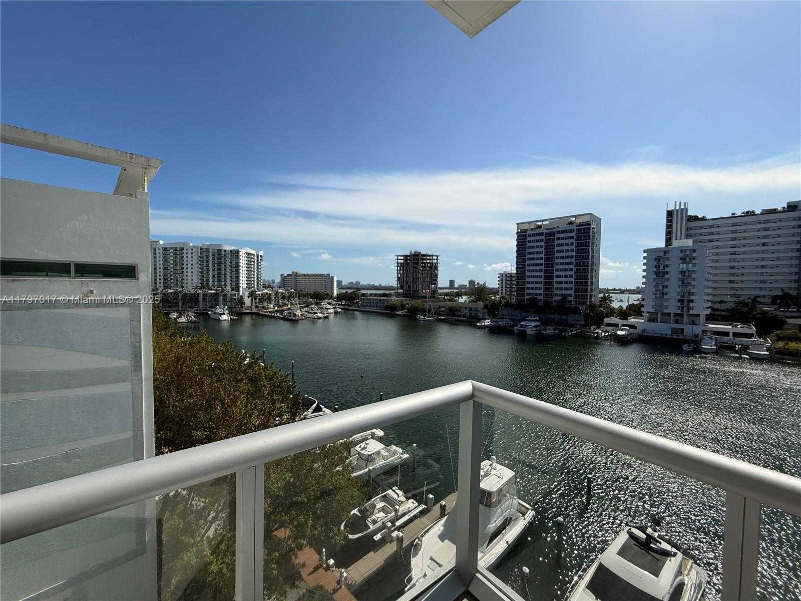 Small Image of 7928 EAST DR #602, North Bay Village Number 4