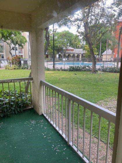Small Image of 8180 #118, Doral Number 11