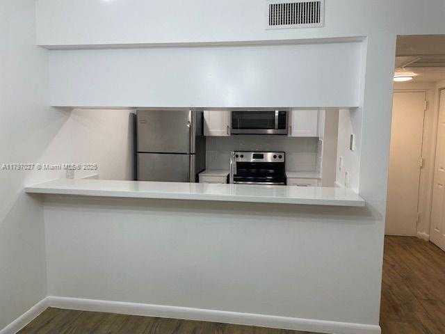 Small Image of 8180 #118, Doral Number 21