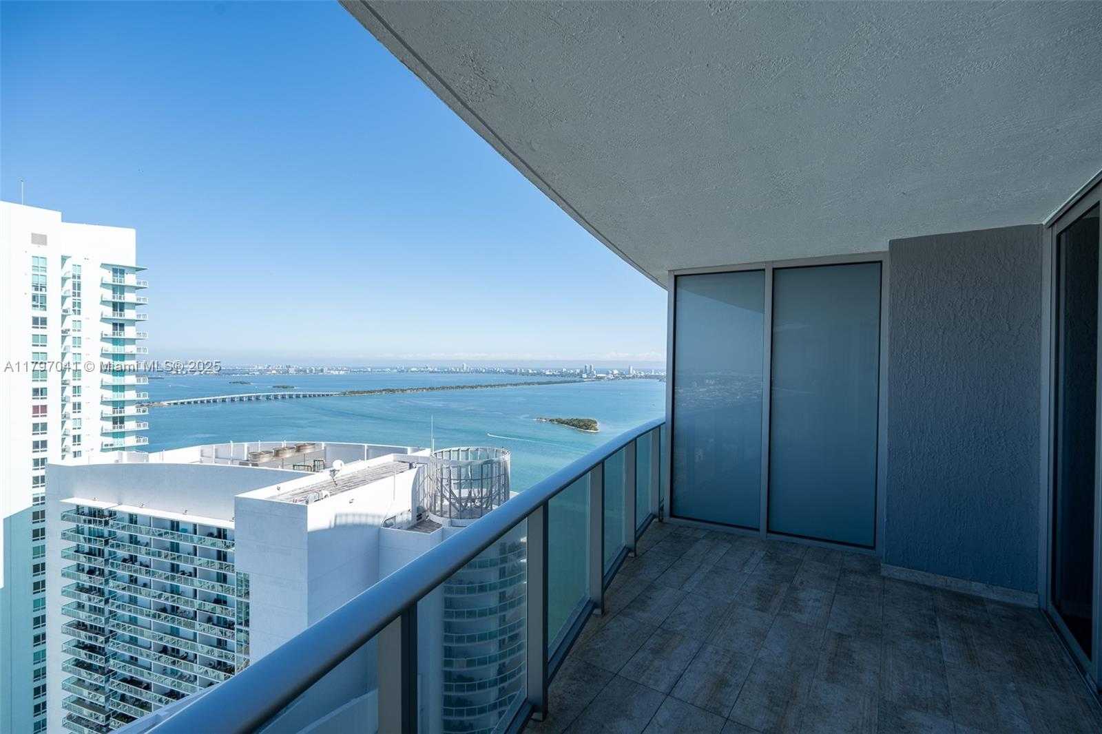 Small Image of 488 NE 18th St, Miami, FL 33132, USA Number 19