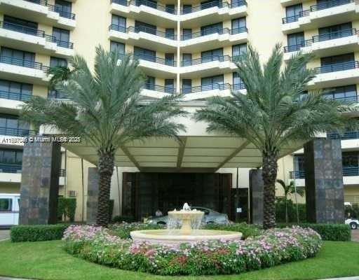 Small Image of 3300 NORTH EAST 191ST ST #806, Aventura Number 4