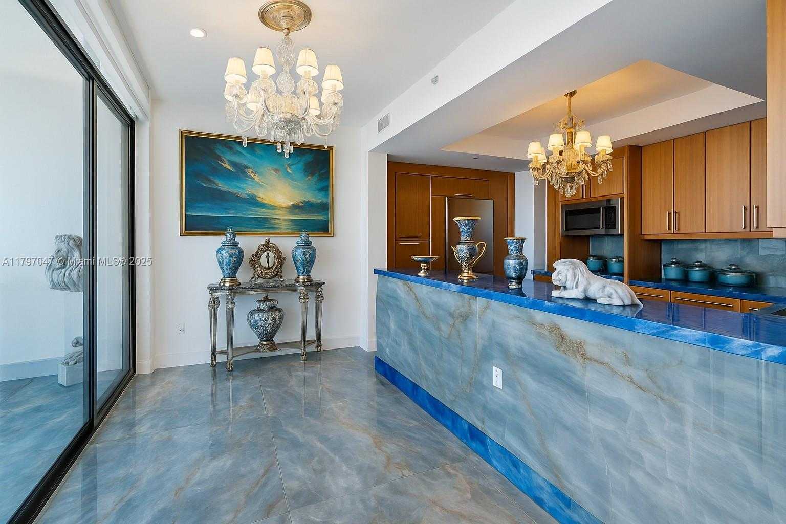 Small Image of 1425 Brickell Ave, Miami, FL 33131, USA Number 14