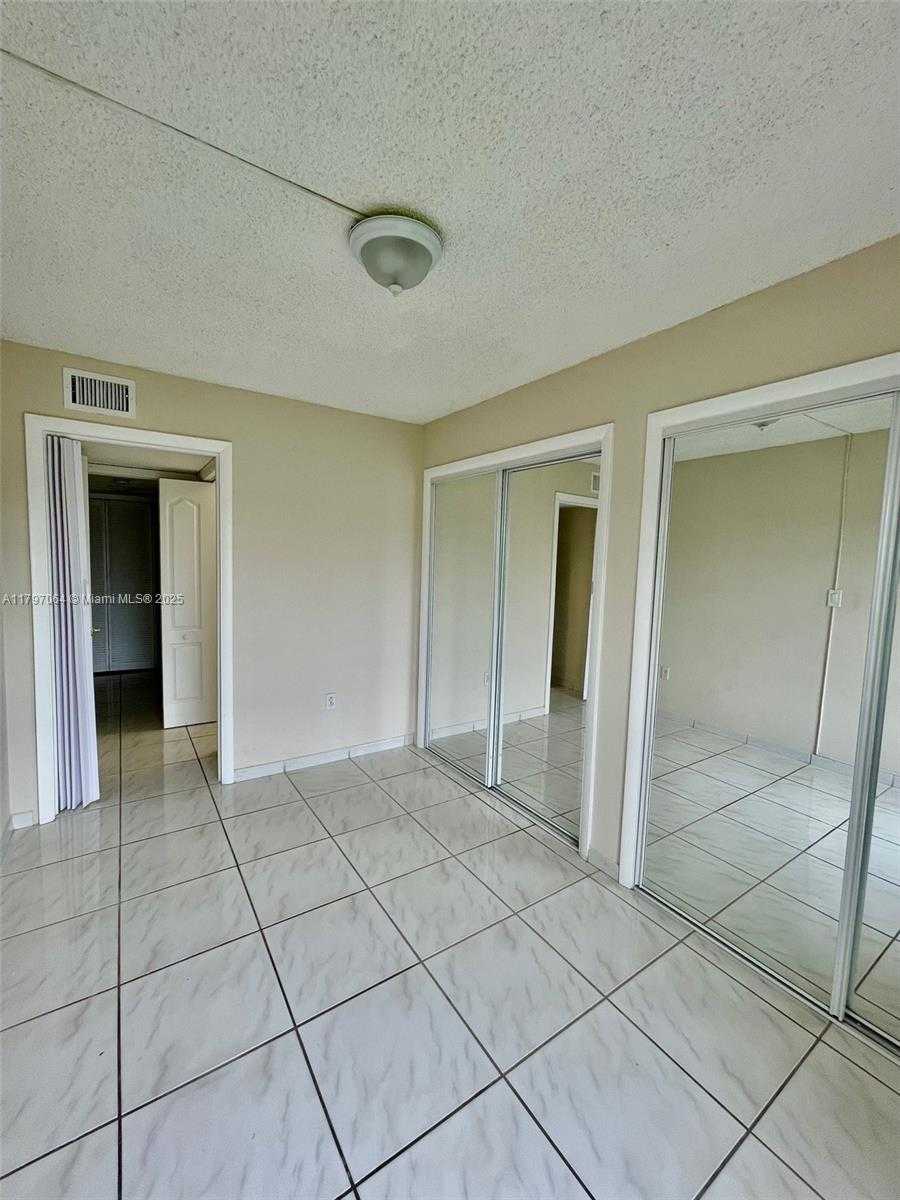 Small Image of 1350 SOUTH WEST 122ND AVE #321, Miami Number 19
