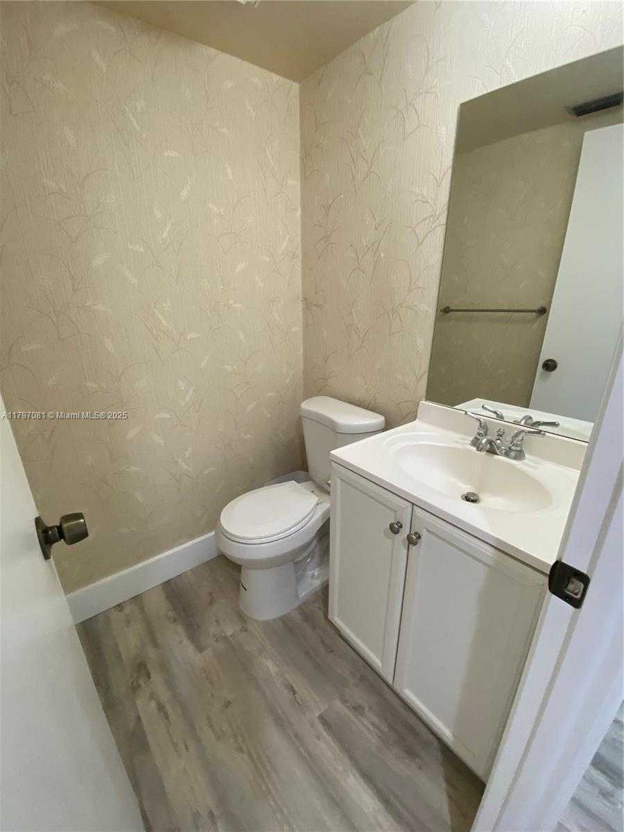 Small Image of 7785 SOUTH WEST 86 ST #E-319, Miami Number 5