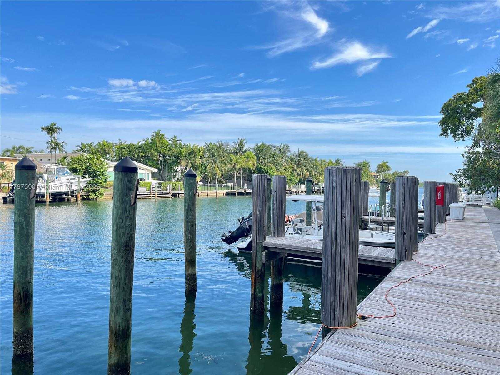 Small Image of 9940 WEST BAY HARBOR DR #3C-S, Bay Harbor Islands Number 22
