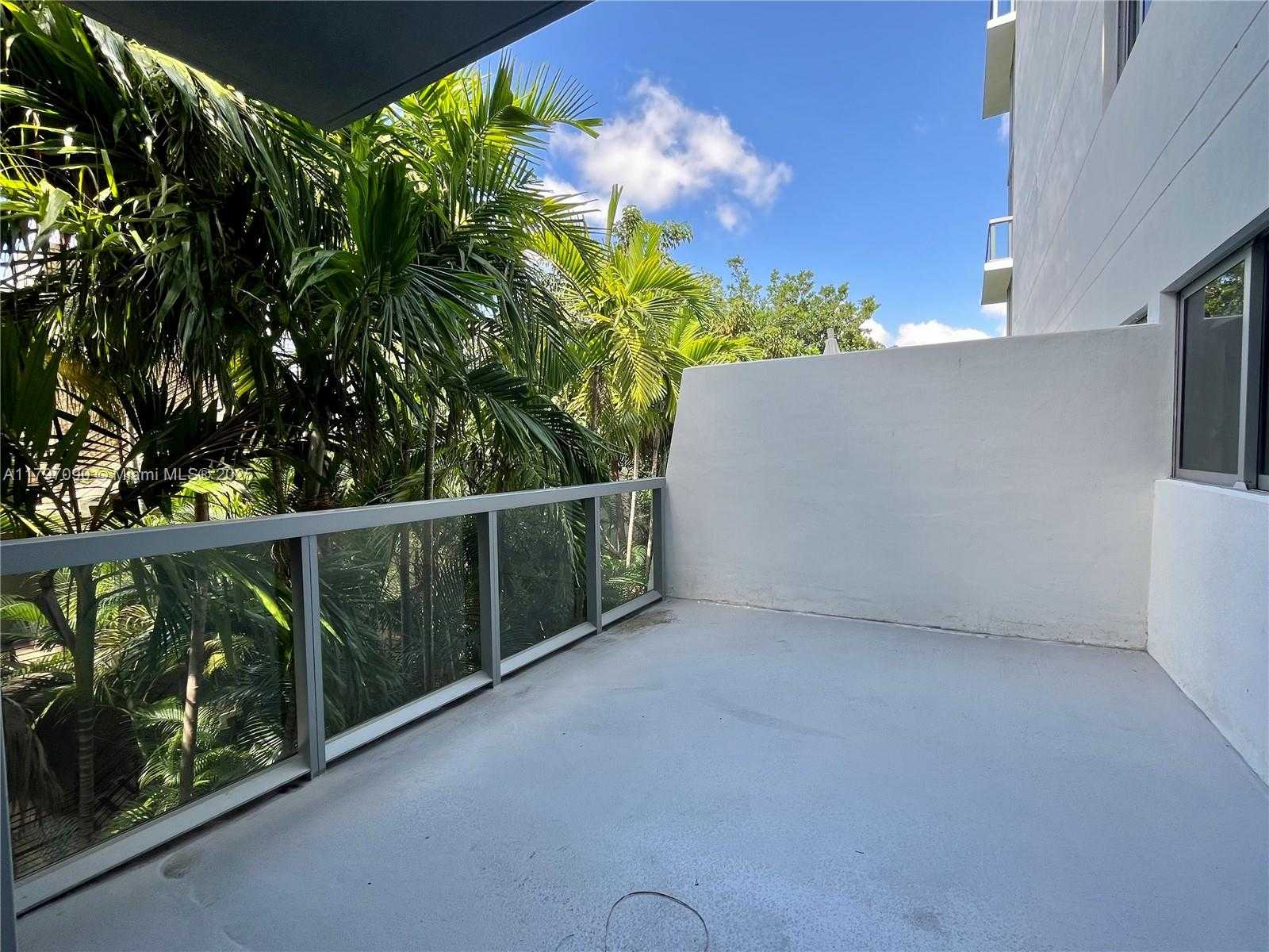 Small Image of 9940 WEST BAY HARBOR DR #3C-S, Bay Harbor Islands Number 6