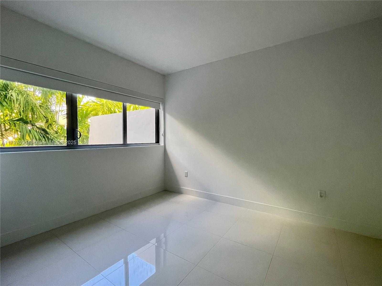 Small Image of 9940 WEST BAY HARBOR DR #3C-S, Bay Harbor Islands Number 8