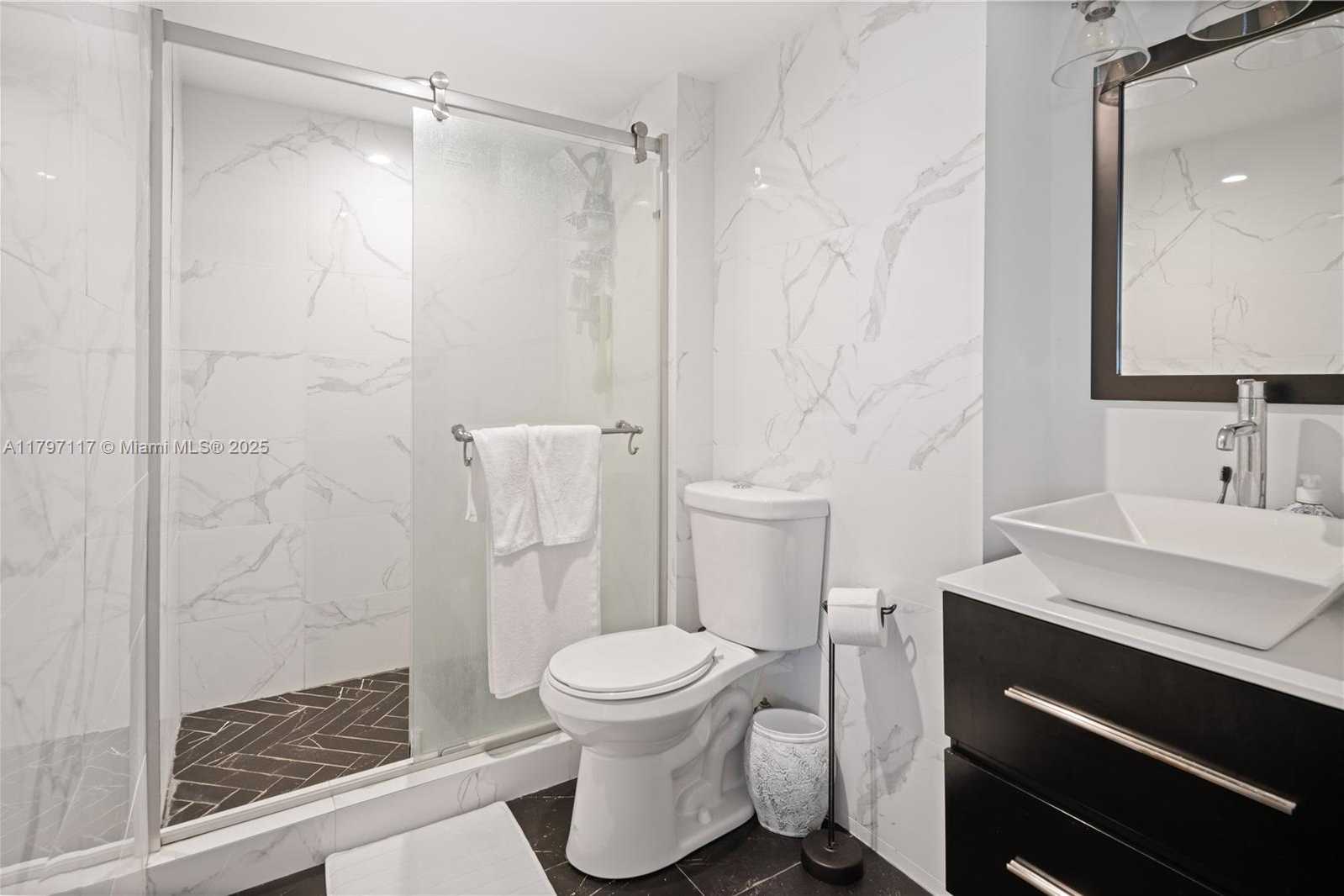 Small Image of 20515 EAST COUNTRY CLUB DR #544, Aventura Number 11