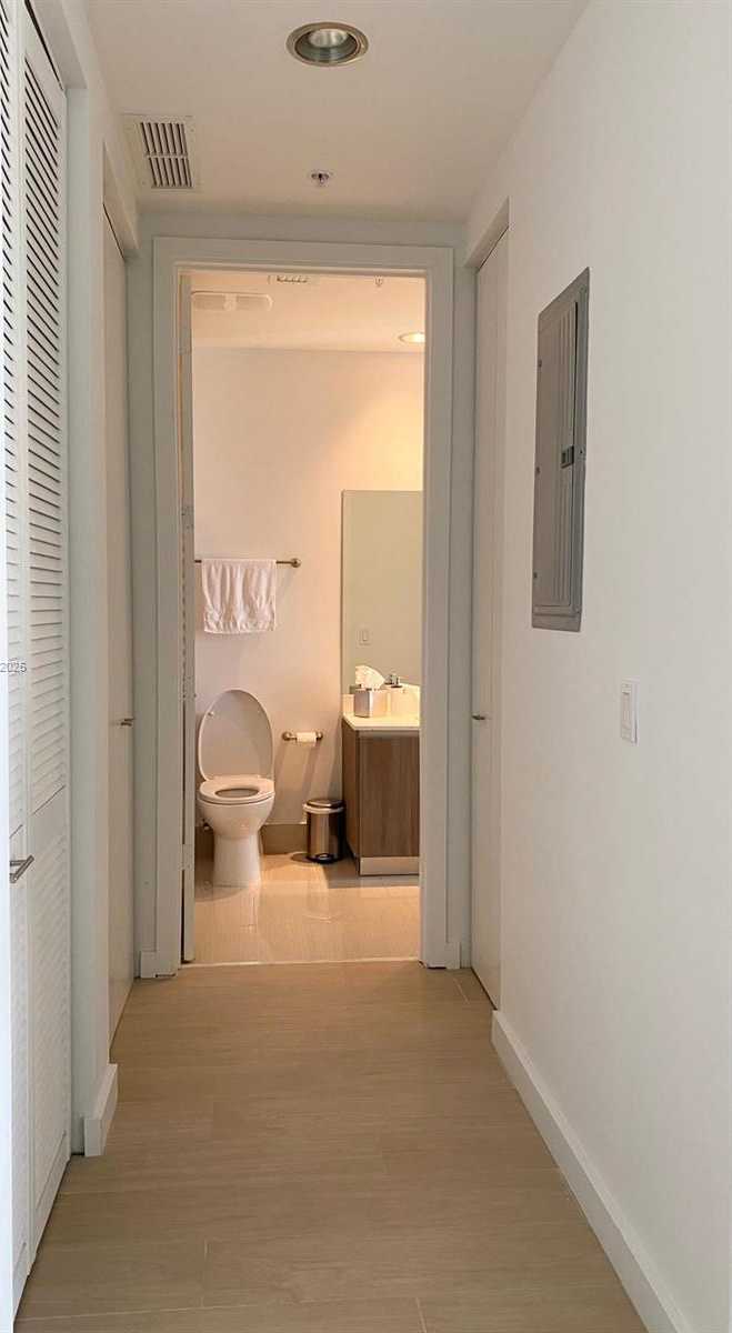 Small Image of 201 SOUTH WEST 17TH RD #903, Miami Number 12
